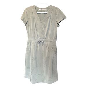 REI Co-op Women's Medium Sage Green V-Neck Dress with Pockets